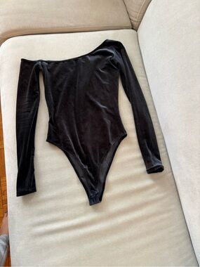 Charcoal Velvet Long-Sleeve Bodysuit